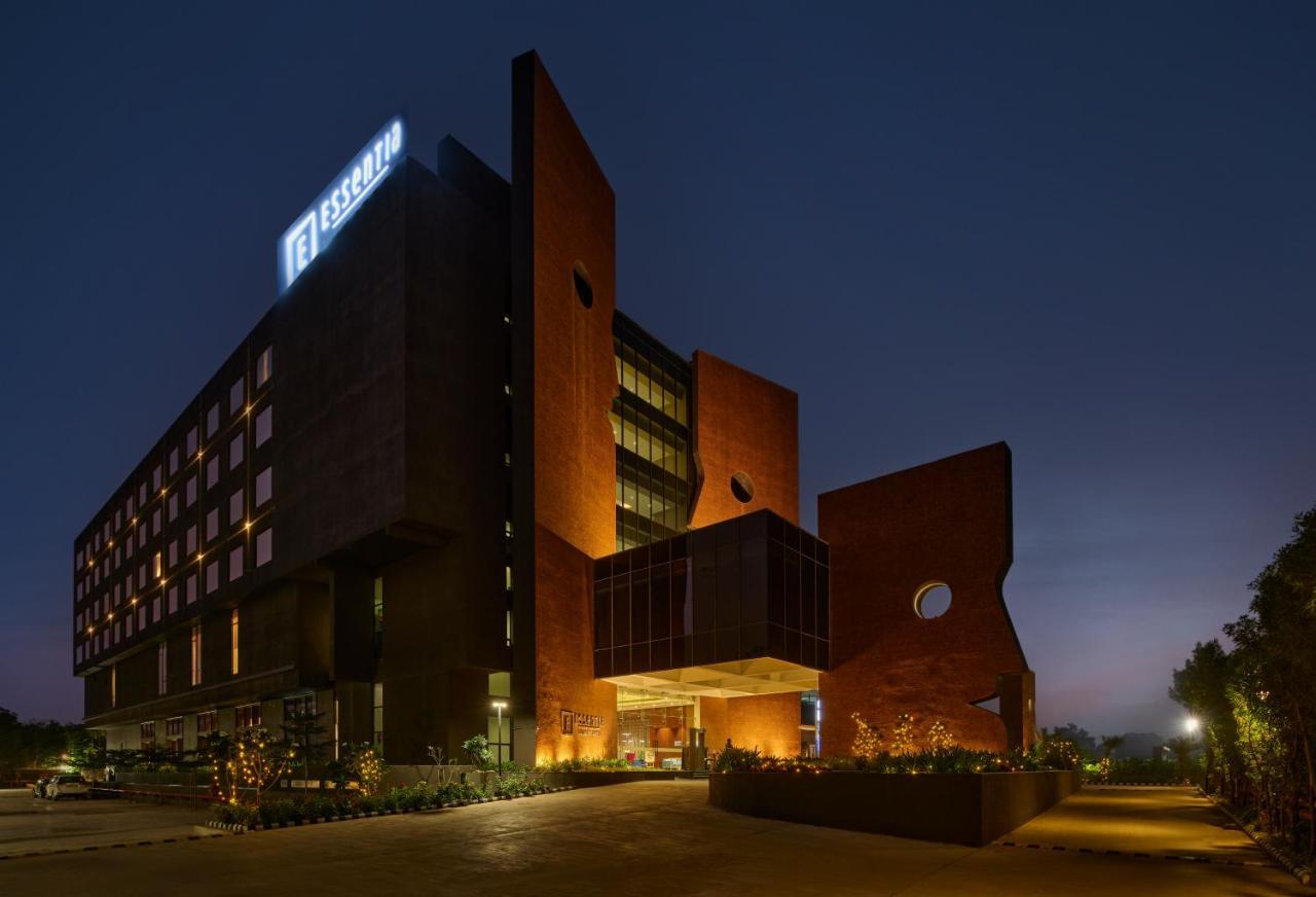 Essentia Luxury Hotel Indore Exterior foto